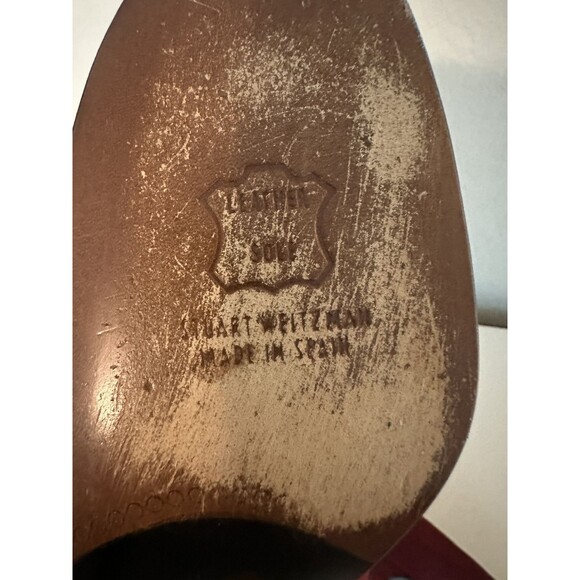 Stuart Weiztman Red Suede Square Toe Heels Pumps Women's Narrow 7.5 N - Picture 16 of 16